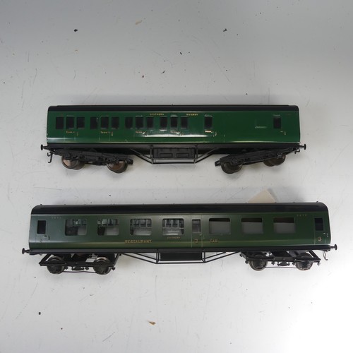 21 - Two Exley ‘0’ gauge SR Coaches, green with yellow lettering: 1st/3rd Restaurant Coach No.5670, and 3... 