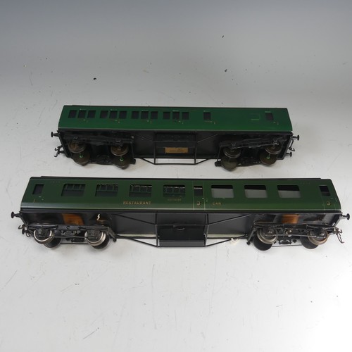 21 - Two Exley ‘0’ gauge SR Coaches, green with yellow lettering: 1st/3rd Restaurant Coach No.5670, and 3... 