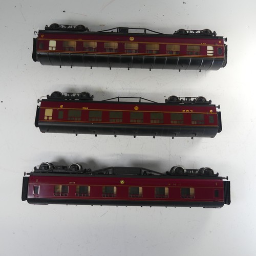 41 - Six ‘0’ gauge LMS bogie Passenger Coaches, possibly Exley or similar, in LMS maroon with yellow lett... 