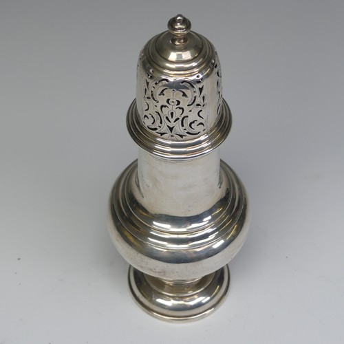 61 - A George V silver Sugar Caster, by Stewart Dawson & Co Ltd., hallmarked London 1912 of tradition... 