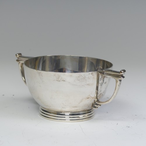 64 - A George VI silver two handled Bowl, by James Dixon & Sons Ltd, hallmarked Sheffield, 1944, of p... 