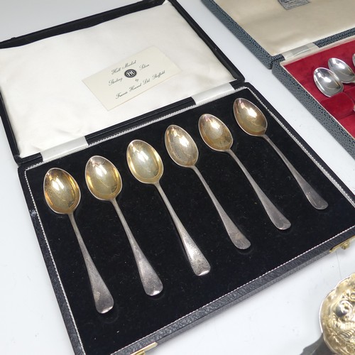 68 - Two early 19thC silver fiddle pattern Table Spoons, one Solomon Royes, 1820, the other Wil... 