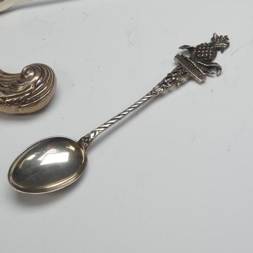 67 - An Edwardian silver Caster, by The Alexander Clark Manufacturing Co., hallmarked Birmingham 1901, wi... 