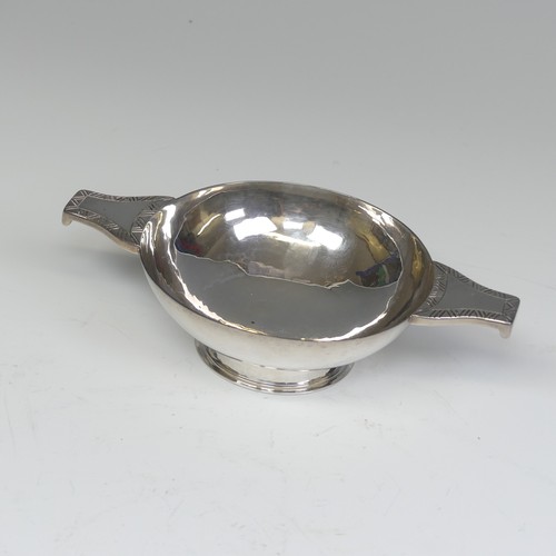 59 - An Edward VIII silver Quaich, by Harman & Co., hallmarked London 1936, of traditional form, the ... 