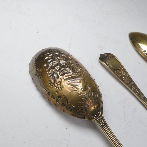 72 - A Victorian silver gilt Table Spoon, by Elkington & Co., hallmarked London, 1888, rd. 10581... 