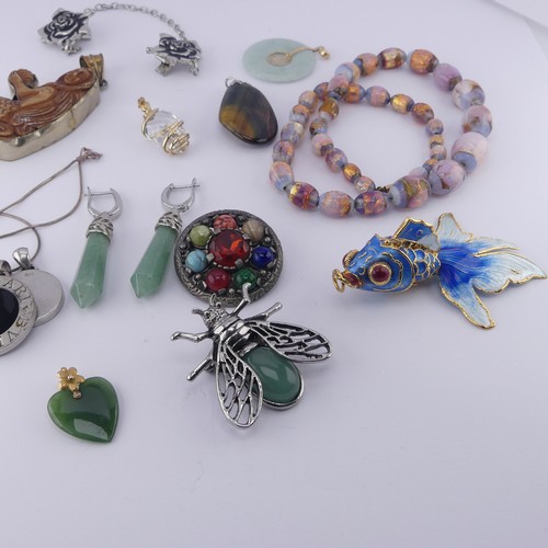 340 - A quantity of Jewellery and Costume Jewellery, including a facetted rock crystal pendant with 9ct go... 