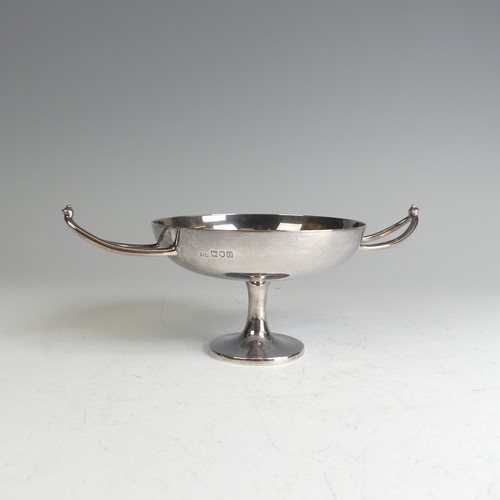 84 - An Edwardian silver pedestal Bon Bon Dish, by Finnigans Ltd, hallmarked London 1909, in the Art Nouv... 