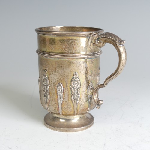 85 - An Edwardian silver Christening Mug, by Sibray, Hall & Co Ltd., hallmarked London 1902, with ins... 