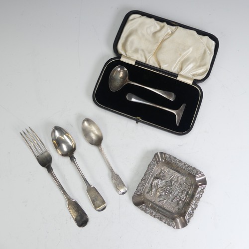 91 - A cased George V silver Christening Spoon and Pusher Set, by Viner's Ltd., hallmarked Sheffield 1932... 