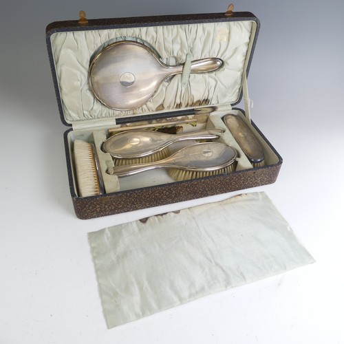 103 - A cased George V silver backed Dressing Table Set, by Daniel Manufacturing Company, hallmarked Birmi... 