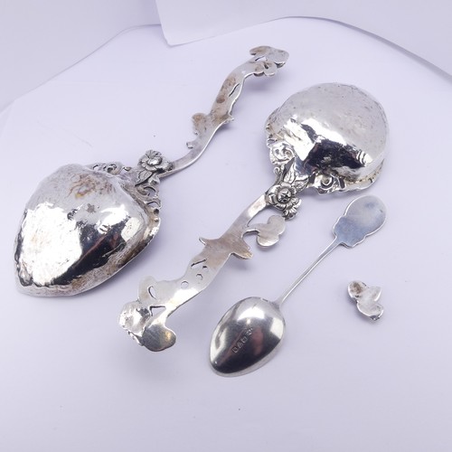 96 - A pair of late Victorian silver Serving Spoons, by William Comyns & Sons, hallmarked London 1900... 