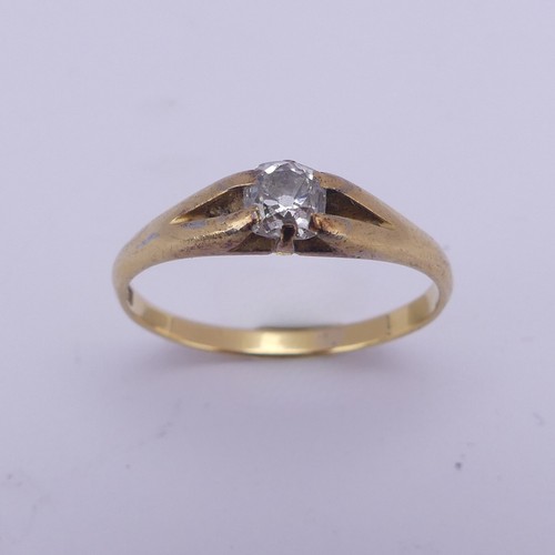 152 - A single stone diamond Ring, the cushion cut stone approx. 0.3ct, claw set in 18ct yellow gold with ... 