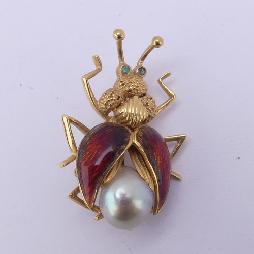 320 - An 18ct yellow gold 'Bug' Brooch, with cultured pearl abdomen, red enamelled wings and emerald eyes,... 