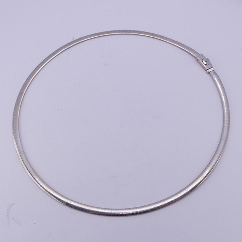 248 - A 14ct gold Collar Necklace, one side in white gold, the other rose, approx. 40cm long, 18.7g.... 