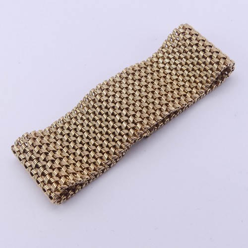 286 - A 9ct yellow gold woven mesh Bracelet, hallmarked Birmingham 1990, 25.5mm wide, 18cm long, 55g.... 