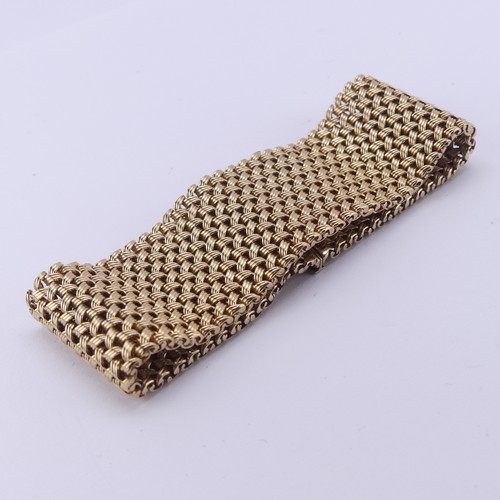 286 - A 9ct yellow gold woven mesh Bracelet, hallmarked Birmingham 1990, 25.5mm wide, 18cm long, 55g.... 