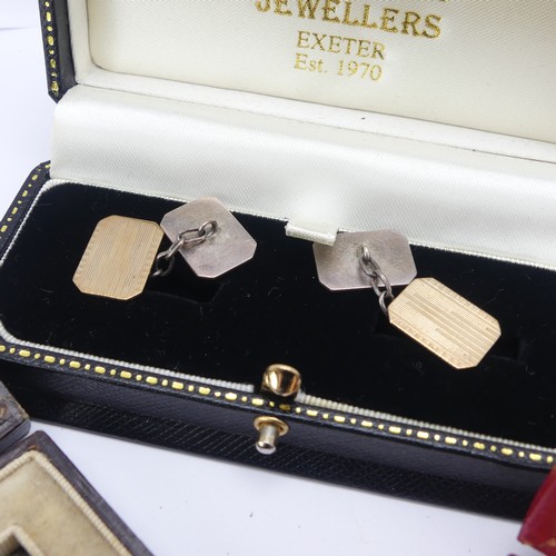 359 - A cased pair of 9ct yellow gold oval Cufflinks, the fronts initialled, 4.7g, together with a cased s... 