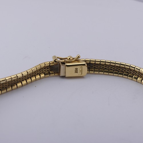 288 - An 18ct yellow gold flexible link Bracelet, with textured decoration, integral snap, 19cm long, 5.8m... 