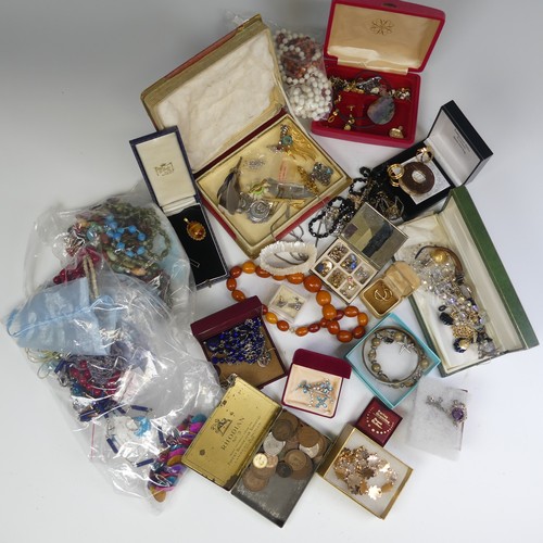 386 - A quantity of Costume Jewellery, including a string of faux butterscotch amber beads, other bead nec... 