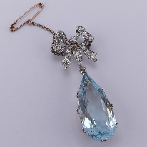 273 - An Edwardian Belle Epoque aquamarine and diamond Brooch, the pear shaped facetted aquamarine, approx... 