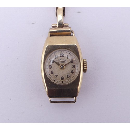 145 - A vintage 9ct gold lady's Avia Wristwatch, with 15-jewels movement, on an expanding 9ct gold bracele... 