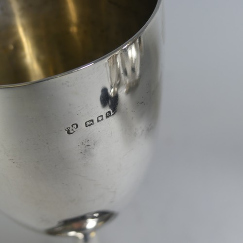 109 - A George V silver Trophy Goblet, by Charles Boyton & Son Ltd., hallmarked London 1923, with... 