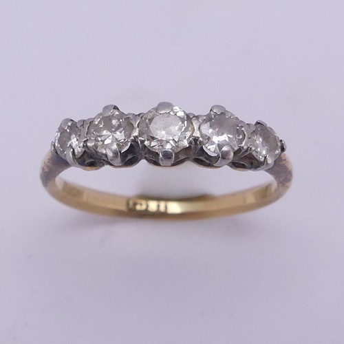 216 - A graduated five stone diamond Ring, the centre stone approx. 0.15ct, all mounted in 18ct yellow and... 