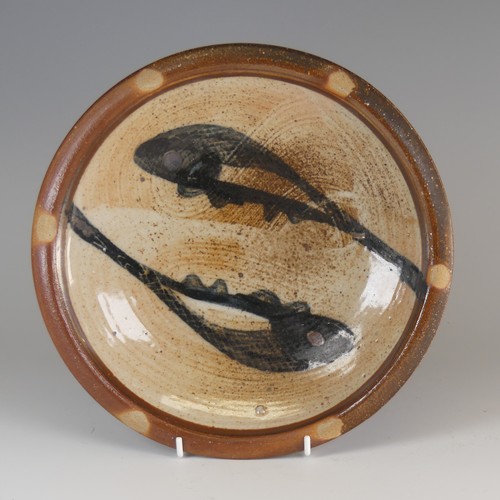 80 - Attributed to Svend Bayer (b. 1946) a stoneware Fish Dish, with painted fish in cobalt, toasted rim ... 