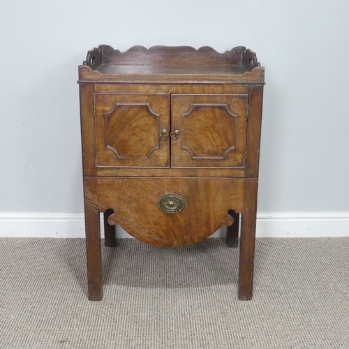 447 - A Georgian mahogany tray top Commode / bedside Cupboard, with two cupboard drawers over pull out dra... 