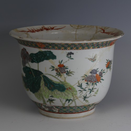 143 - An 18thC Chinese export porcelain Tureen and Cover, decorated in the imari palette with underglaze b... 