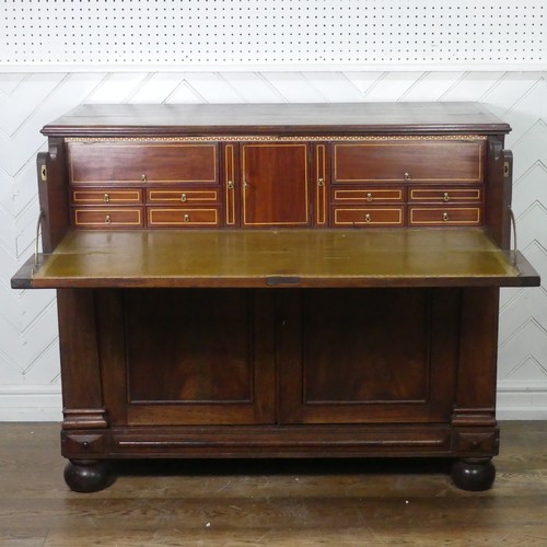 454 - A good 19th century mahogany secretaire Chest / Cupboard, rectangular top with decorative banding, a... 