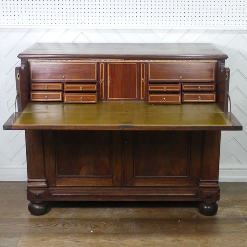 454 - A good 19th century mahogany secretaire Chest / Cupboard, rectangular top with decorative banding, a... 