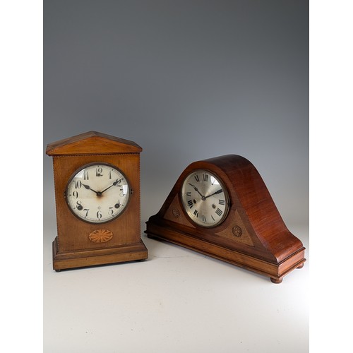 309 - An mahogany and inlaid mantle Clock, white circular dial with arabic numerals, case with decorative ... 