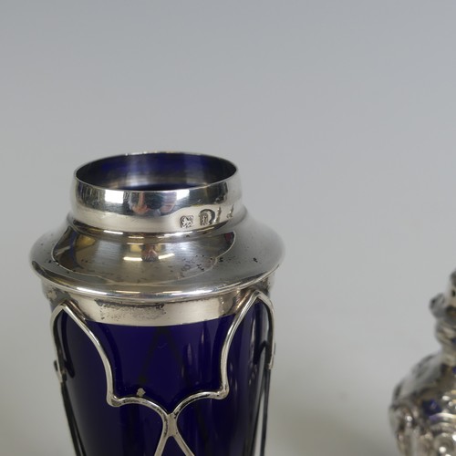 23 - An Edwardian silver Sugar Caster, by T H Hazlewood & Co., hallmarked Birmingham 1905, with integ... 