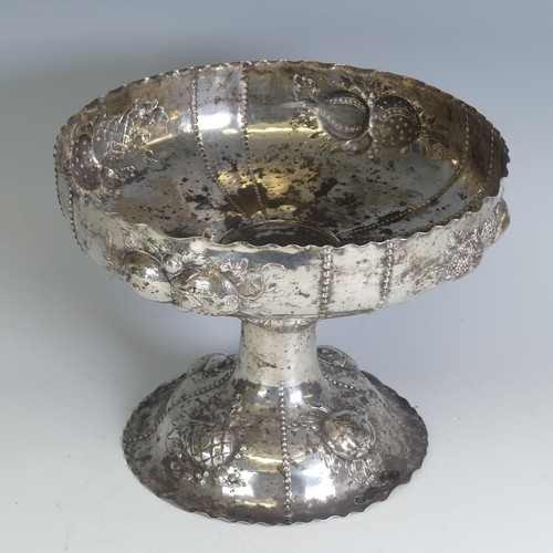 28 - An early 20thC German (800) silver Fruit Bowl, of shaped circular form raised on pedestal foot, the ... 