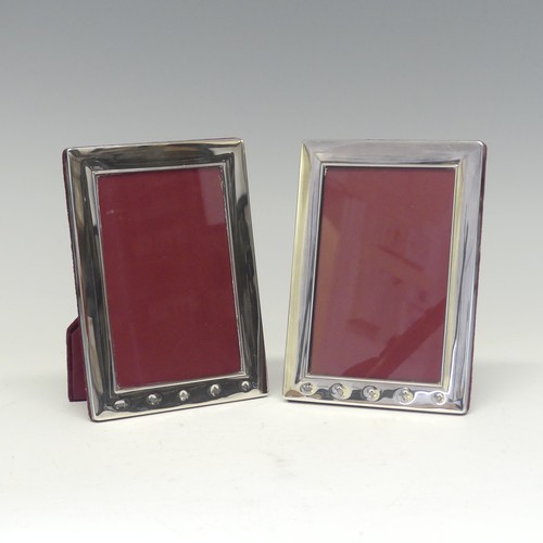 63 - A pair of Elizabeth II silver mounted Easel Frames, by Roberts & Dore Ltd, hallmarked Sheffield ... 