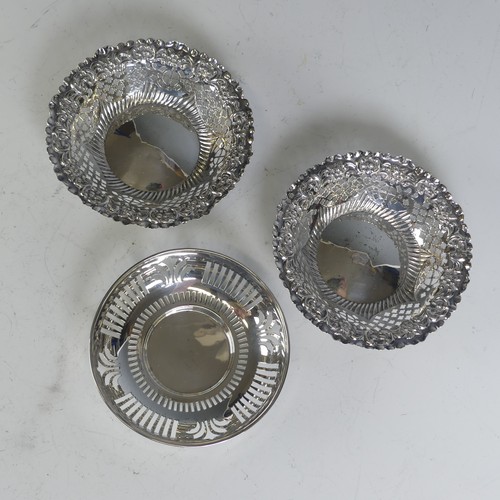 58 - A pair of late Victorian silver Bon Bon Dishes, by Constantine & Floyd, hallmarked Birmingham 18... 