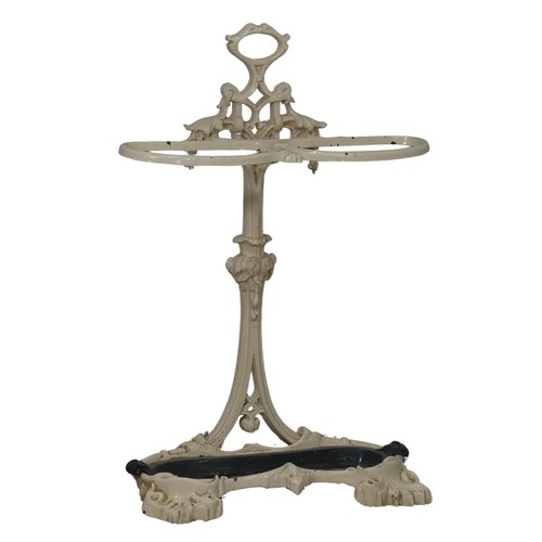 520 - A Victorian cast iron Coalbrookdale stick / umbrella Stand, the stand raised on leaf shaped feet to ... 