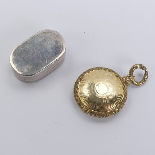 96 - A George III silver gilt lady's Vinaigrette, of 'pocket watch' form, the front opening to revealed f... 