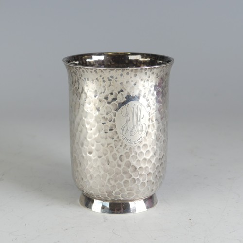 66 - A George V silver Mug, by Thomas Edward Atkins, hallmarked Birmingham 1915, of cylindrical form with... 