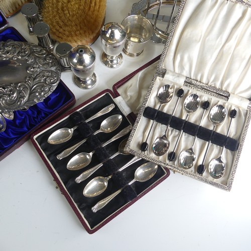 106 - A cased set of six George V silver Coffee Spoons, hallmarked Sheffield, 1925, together with a silver... 