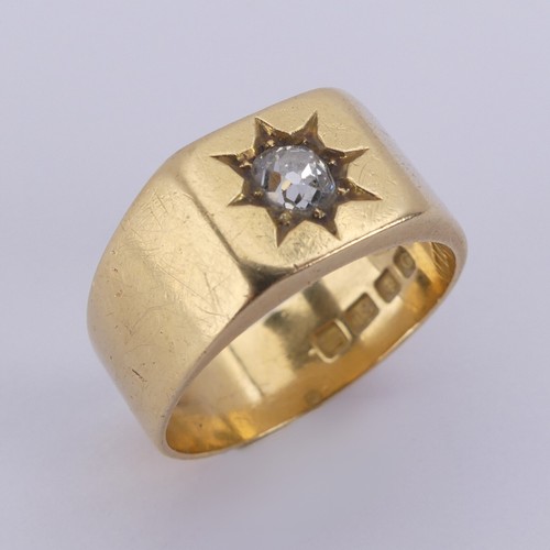 171 - A gypsy set diamond Signet Ring, the cushion shaped stone approx. 0.3ct, mounted in 18ct yellow gold... 