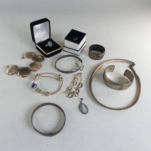 307 - A quantity of modern Costume Jewellery, some silver including a Pandora silver bracelet, an Italian ... 