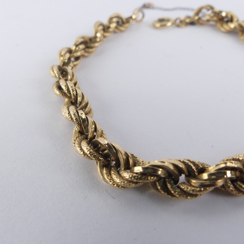 271 - An 18ct yellow gold fancy link Bracelet, one link damaged, 21cm long, 10.2g.... 