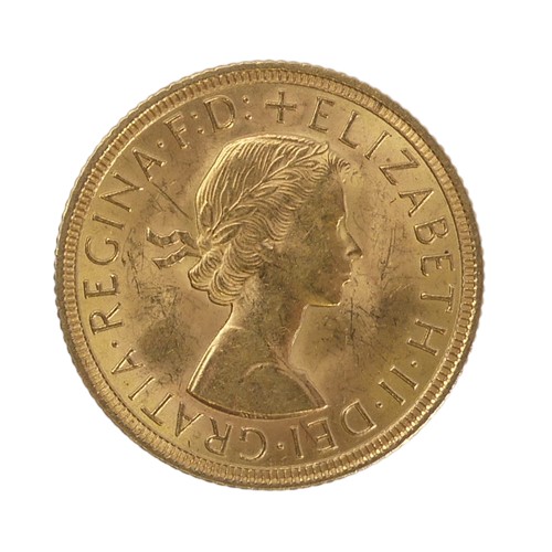 344 - An Elizabeth II gold Sovereign, dated 1958.