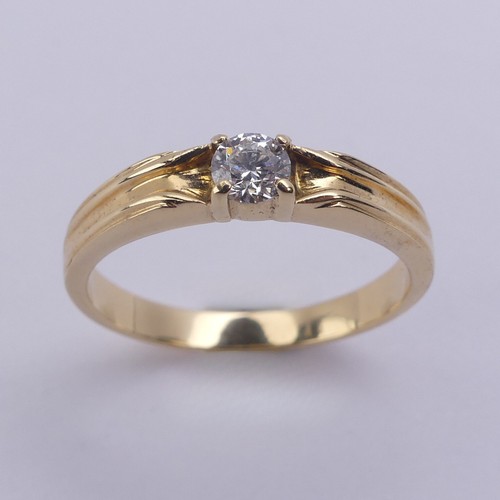 209 - A single stone diamond Ring, the brilliant cut stone approx. 0.24ct, four claw set in 18ct yellow go... 