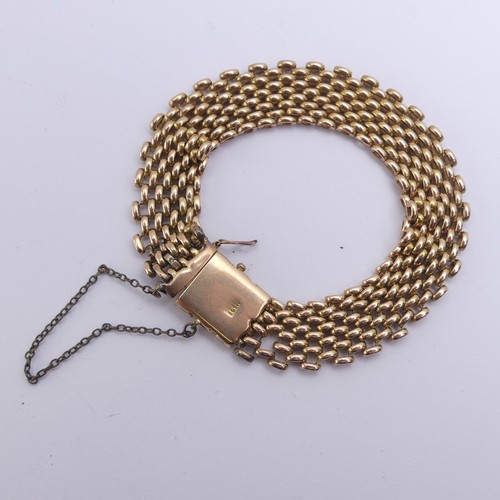 230 - A 15ct yellow gold bricklink Bracelet, with integral box snap, one link damaged near snap, 13mm wide... 