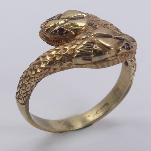 236 - A 9ct yellow gold double snake Ring, with ruby eyes, Birmingham import marks for 1986, Size N, 3.6g.... 