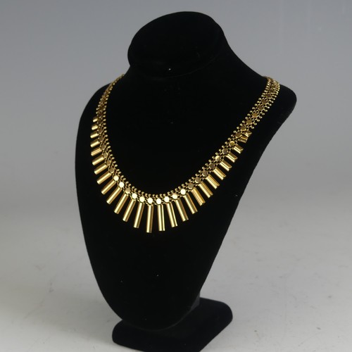 266 - An 18ct yellow gold graduated fringe Necklace, with integrated box snap, some damage to one link nea... 