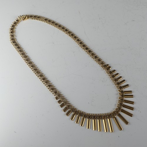 266 - An 18ct yellow gold graduated fringe Necklace, with integrated box snap, some damage to one link nea... 